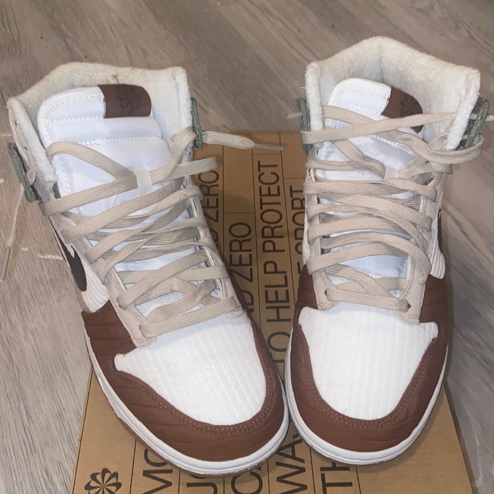 Women dunks